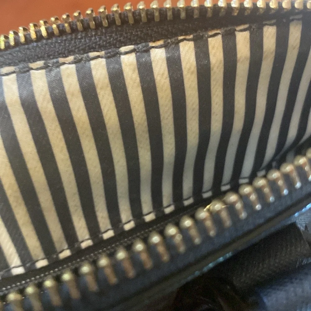 Kate Spade black Cameron Street Lucie crossbody bag purse adjustable strap